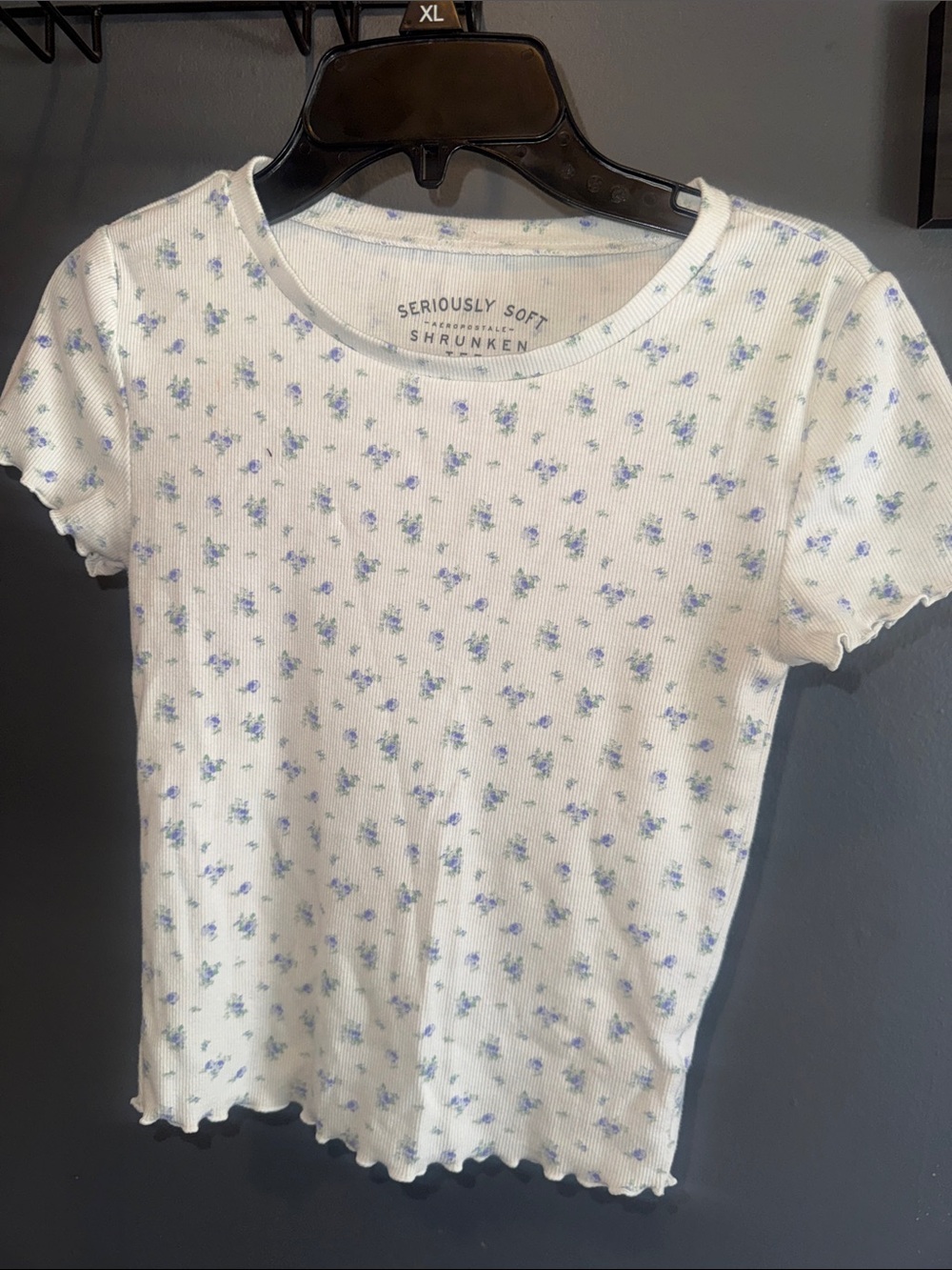 Aeropostale White Ribbed Tee with Blue Floral Print